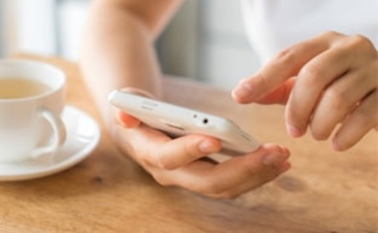 Contactaţi-ne 1 email