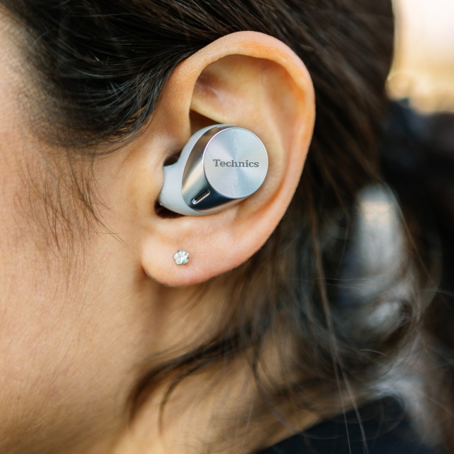 Technics EAH-AZ60M2EK Technics EAH-AZ60M2 căști true wireless cu anularea zgomotului de fundal (Bluetooth Multipoint 3 dispozitive, JustMyVoice,Driver 8mm), negru 9 Technics EAH-AZ60M2EK 24 ast 2133620.jpg.pub .thumb .644.644