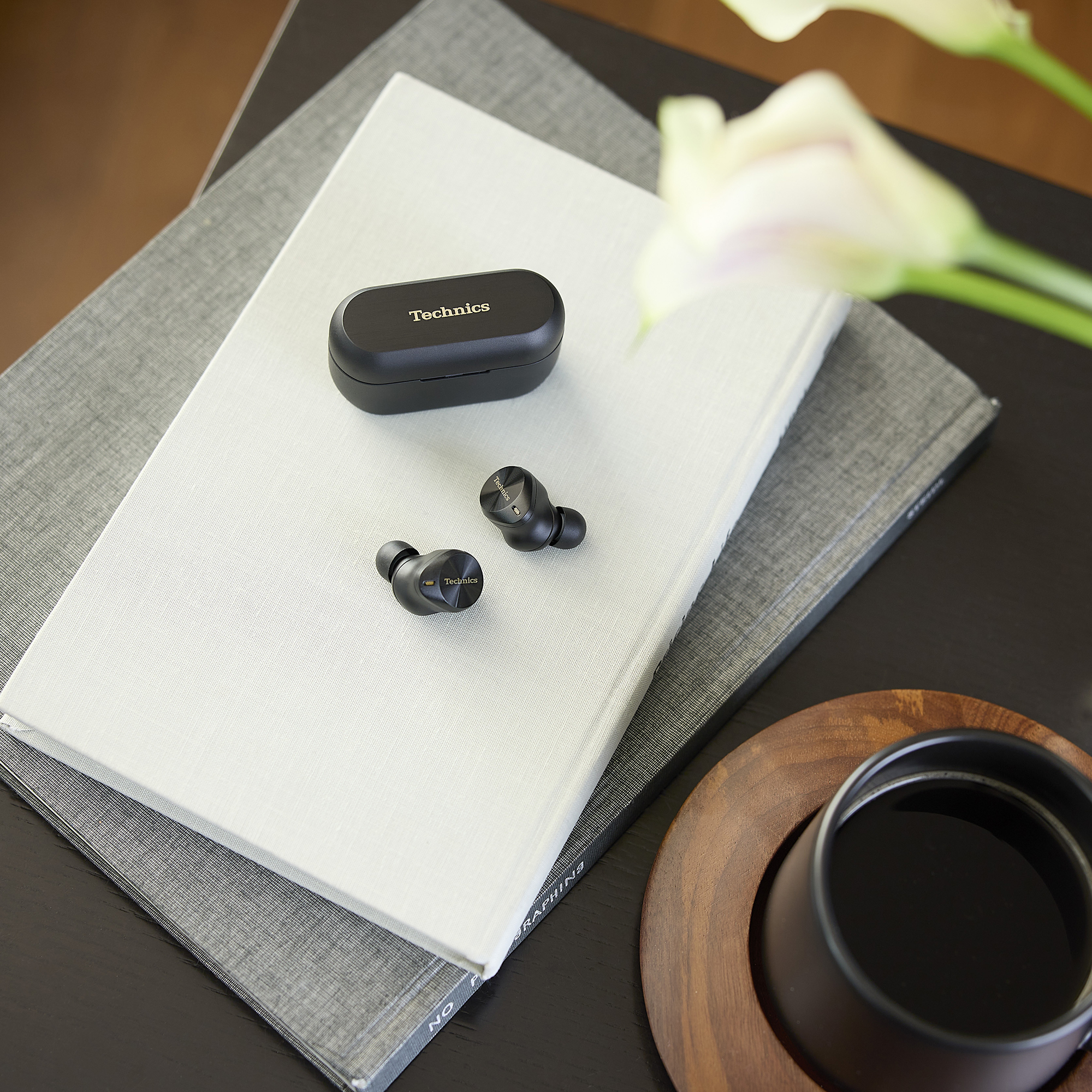 Technics EAH-AZ80E-K 2 ast 1996593.jpg.pub