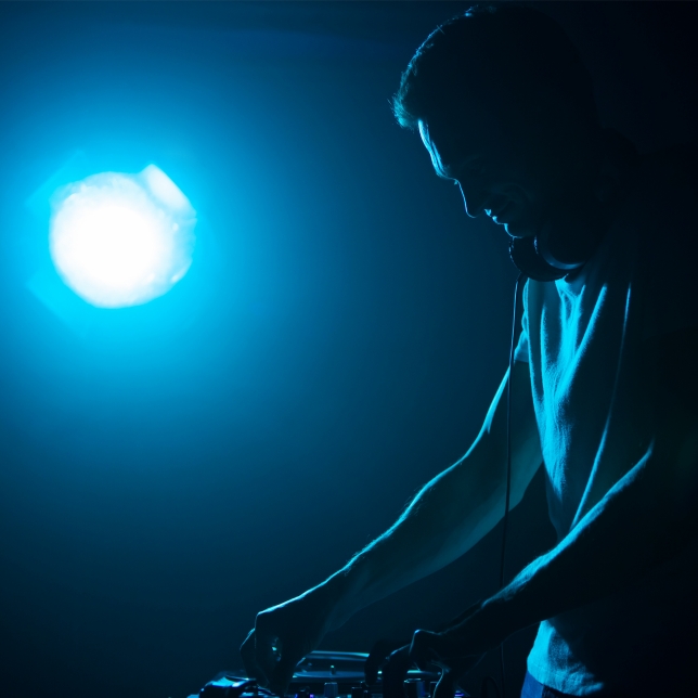 Technics SL-1200M7PEY 5 ast 2533194.jpg.pub .thumb .644.644