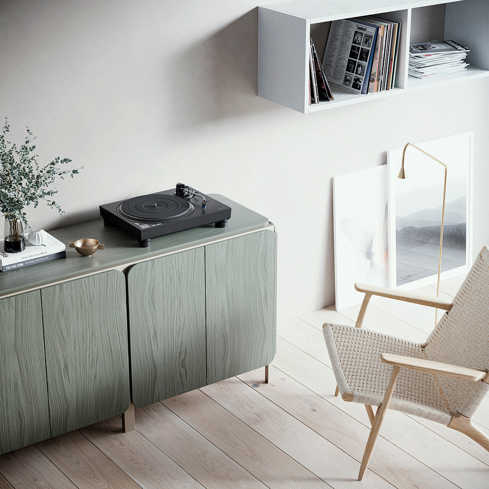 Technics SL-100CEG-K Technics SL-100 pickup premium (motor cu acționare directă fără metal în construcția rotorului care generează o rotație stabilă, casetă audiofilă, Auto Lifter), negru 8 Technics SL-100CEG-K sl100c getinspired 01